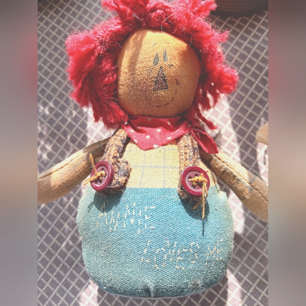 Raggedy Ann & Andy folk art weighted dolls By hallmark?? - Picture 6 of 8